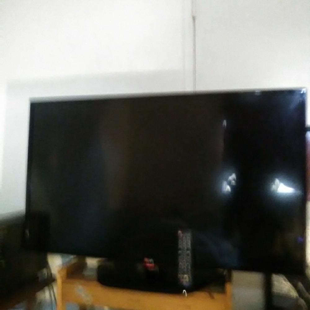 Smart 47 inch LG Flat Screen